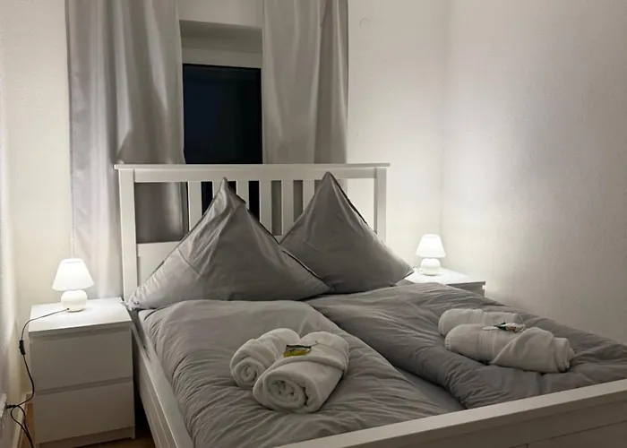 Alpinelounge -modern - Spacious