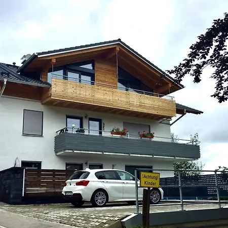 Alpinelounge -modern - Spacious Apartmán Waltenhofen